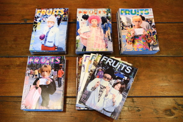 ストリートスナップ誌『FRUiTS』が撮影した原宿KAWAiiカルチャーの源流