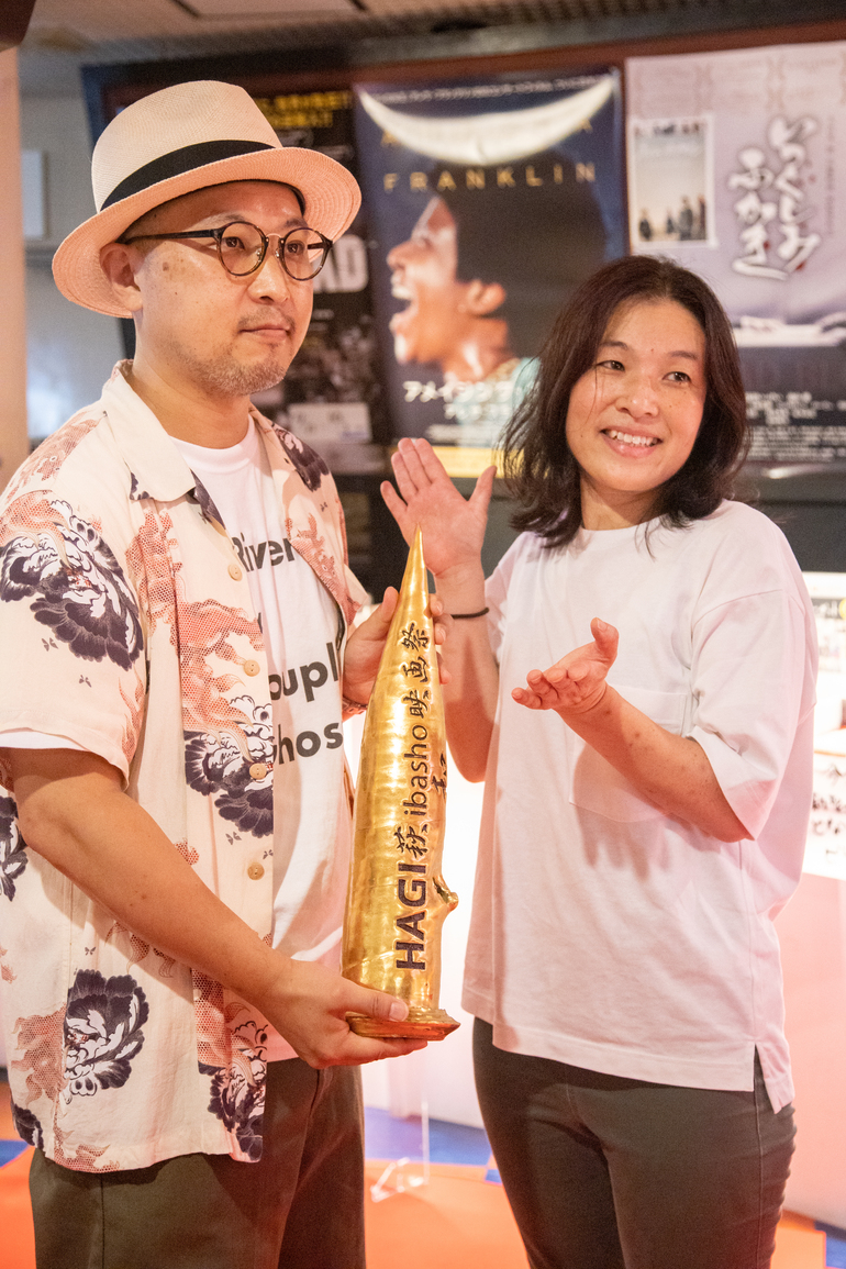 「土手と夫婦と幽霊」渡邉高章監督とibashoトロフィー