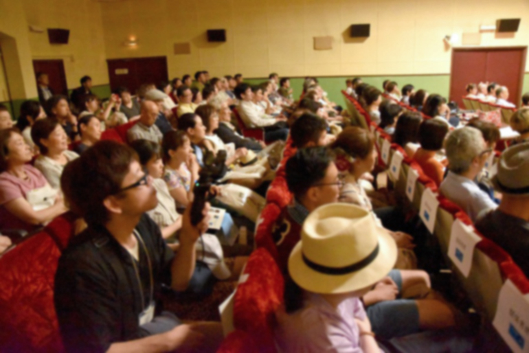 スカラ座での上映会